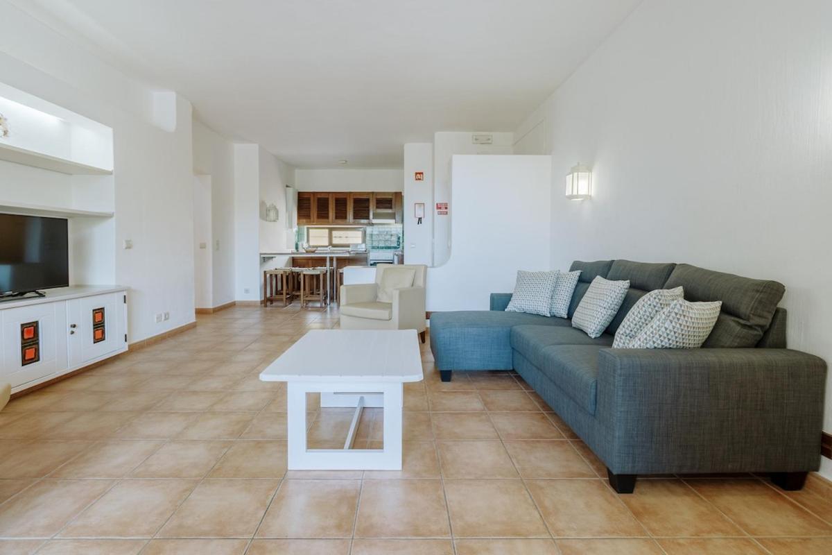 Oasis In Jardim Mit Pool Apartment *
